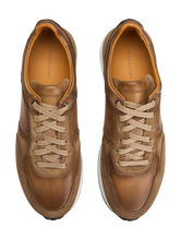 Bild von Sneaker aus Kalbsleder