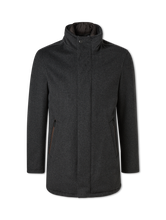 Bild von Mantel mit Wolle