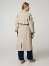 Bild von Trenchcoat mit Gilet ESCAPE