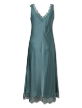 Image sur Robe de cocktail en satin