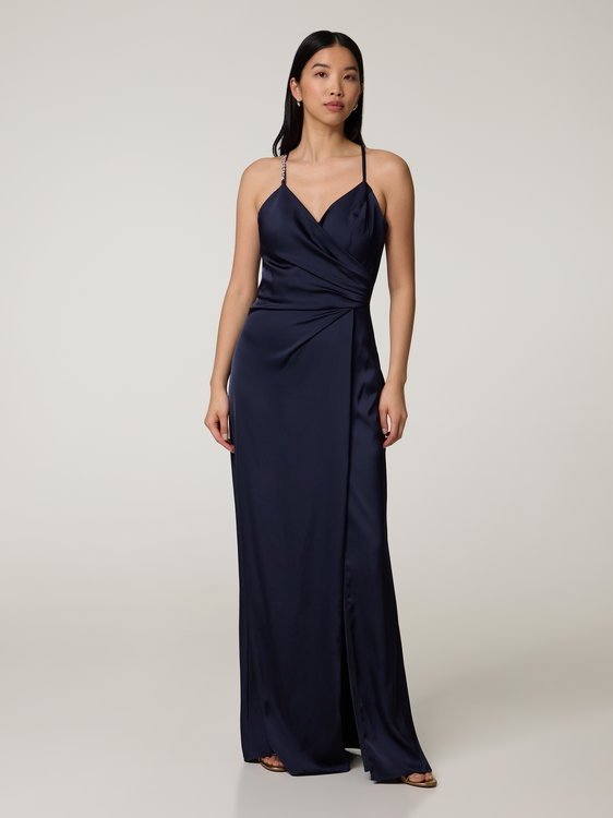 Image sur Robe de cocktail avec une longue fente