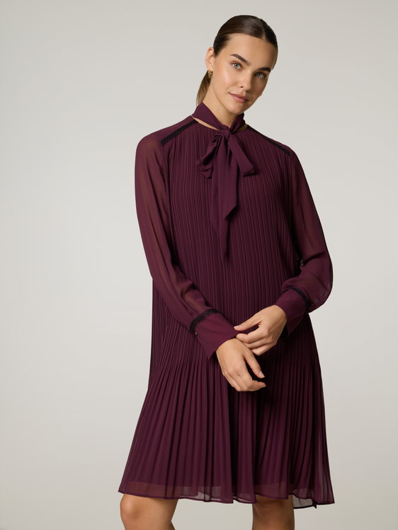 Bild von Midikleid mit Plissee