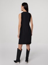 Image sur Mini-robe élégante