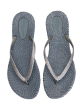 Bild von Zehentrenner mit Glitzer