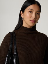 Image sur Robe en maille de laine vierge