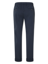 Image sur Chino à la coupe régulière