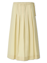 Bild von Midijupe mit Falten