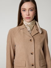 Bild von Lederjacke aus Veloursleder