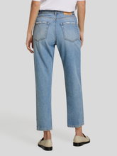 Bild von Jeans im Mom Fit