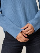 Image sur Pull en coton tricoté