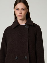 Image sur Manteau de forme ovoïde