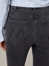 Bild von Jeans mit Kickflare