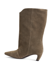 Image sur Bottines en cuir suédé