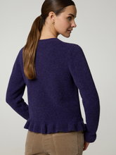 Bild von Strickjacke mit Wolle