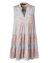 Bild von Minikleid mit Stickerei