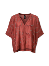 Bild von Tunikabluse mit Strasssteine