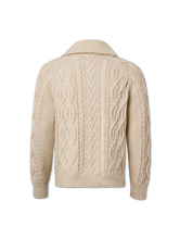 Bild von Strickjacke mit Zopfmuster