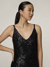 Bild von Kleid mit Pailletten