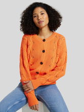 Bild von Strickjacke aus Lochstrick