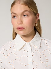 Image sur Blouse à broderie ajourée LORY