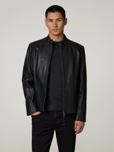 Image sur Veste en cuir coupe ajustée LIKOS