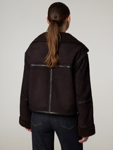 Bild von Lederjacke mit Teddyfutter