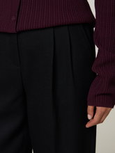 Bild von Hose mit weitem Bein