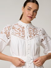 Bild von Minikleid mit Lochstickerei CATY