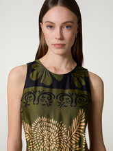 Image sur Robe mi-longue en satin