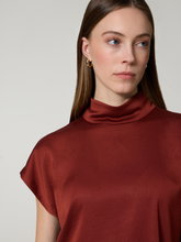 Bild von Blusenshirt aus Satin ALARIA