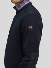 Bild von Strickpullover mit Patches