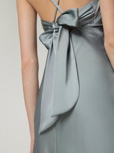 Image sur Robe de soirée avec nœud