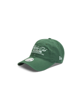 Bild von Cap mit Stickerei