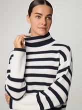 Bild von Rollkragenpullover mit Streifen