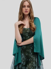 Bild von Satin Stola