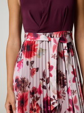 Image sur Robe de cocktail plissée