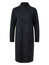 Bild von Strickkleid aus Wolle