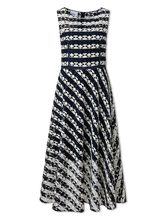 Bild von Midikleid mit Punkt-Stickerei