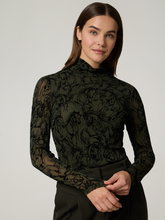 Bild von Stehkragenshirt