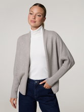 Bild von Cardigan mit Strasssteinen