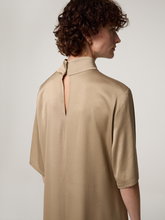 Bild von Maxikleid aus Satin SEIRAH