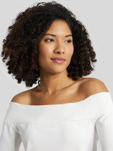 Bild von Off Shoulder Shirt