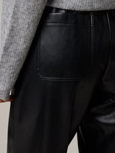 Image sur Pantalon en simili cuir