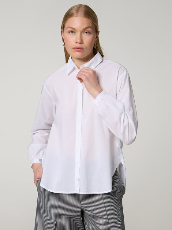 Bild von Bluse mit Stickerei