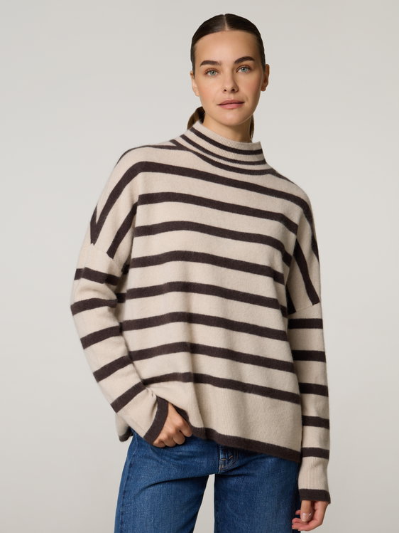 Bild von Stehkragenpullover aus Wolle