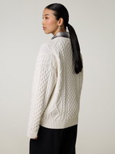 Bild von Strickpullover aus Schurwolle