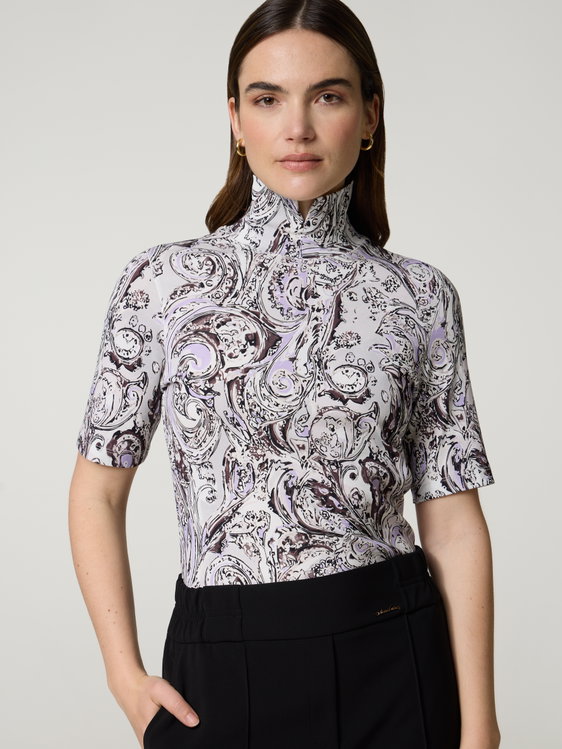 Image sur T-shirt à imprimé cachemire