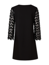 Bild von Kleid mit Pailetten