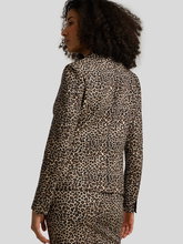 Bild von Blazer im Leo-Print