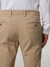 Image sur Pantalon à la coupe slim